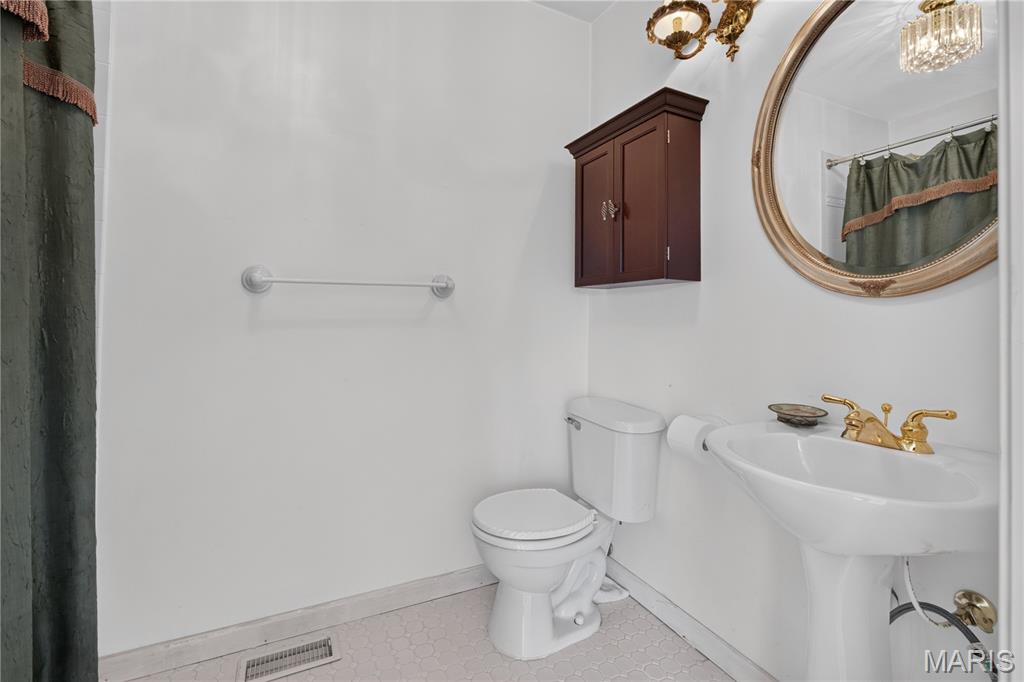 1400 Burd Avenue Property Photo 23