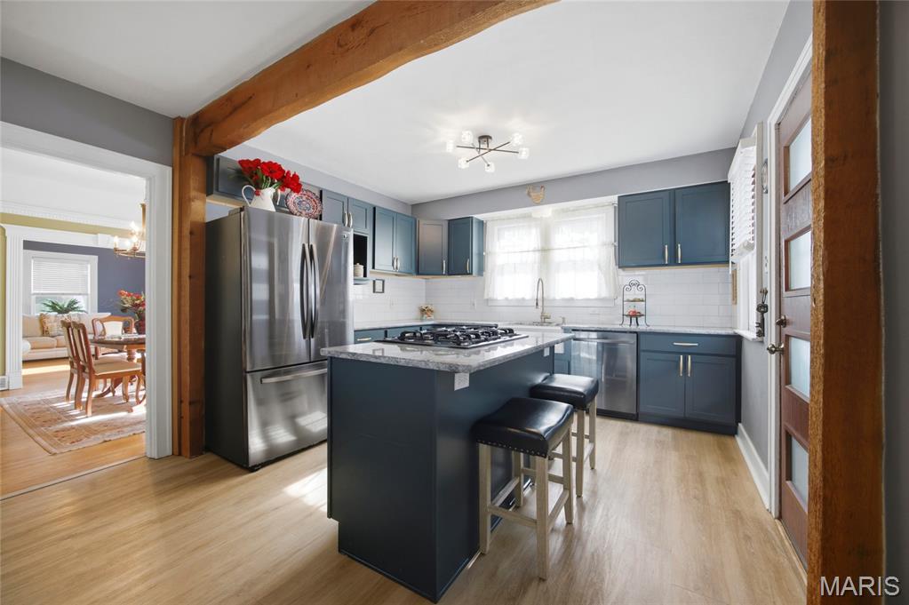717 Clark Street Property Photo 10
