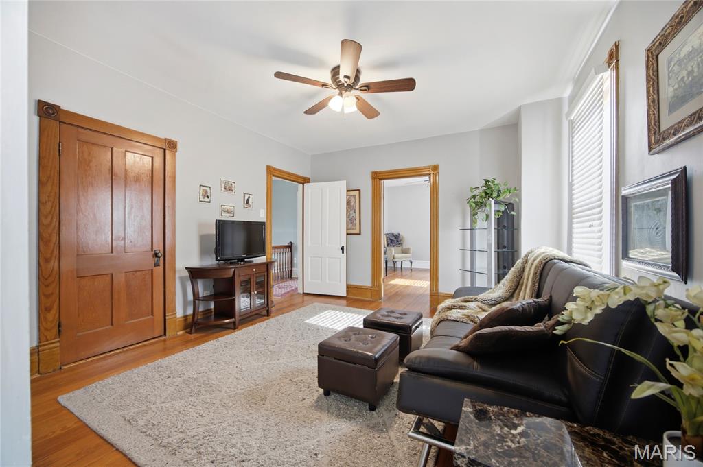 717 Clark Street Property Photo 16