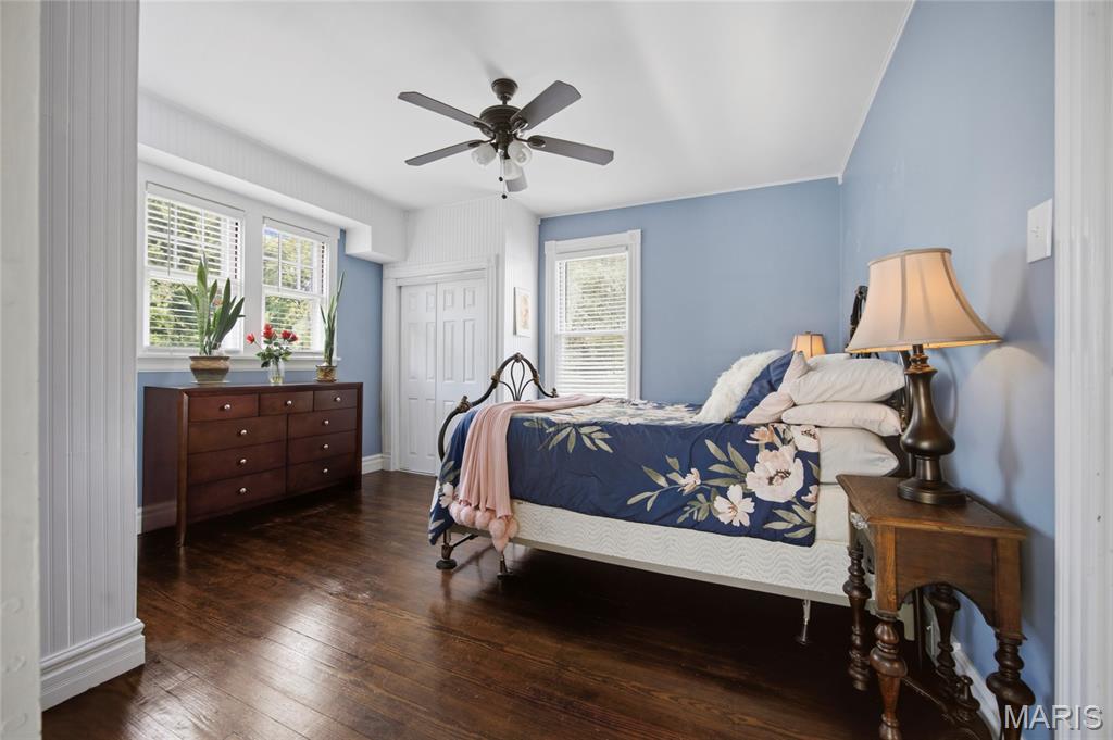 717 Clark Street Property Photo 18