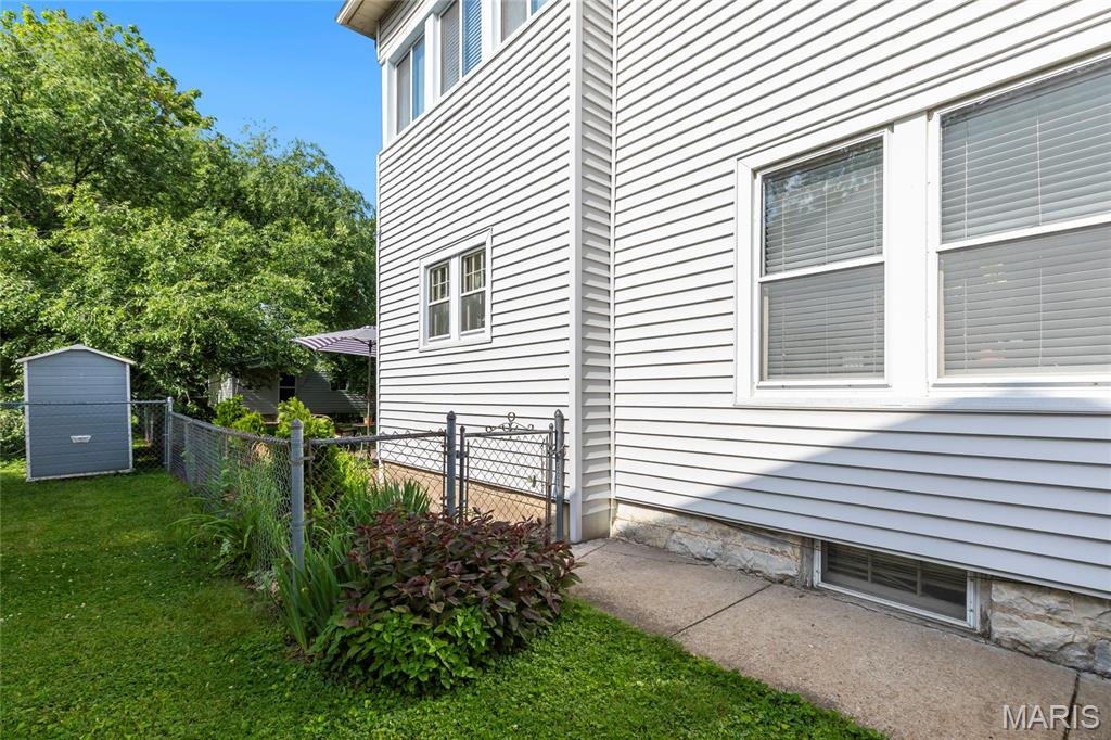 717 Clark Street Property Photo 35