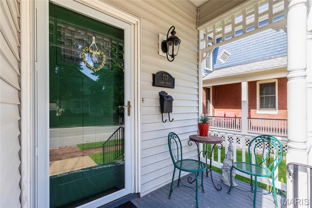 717 Clark Street Property Photo 36