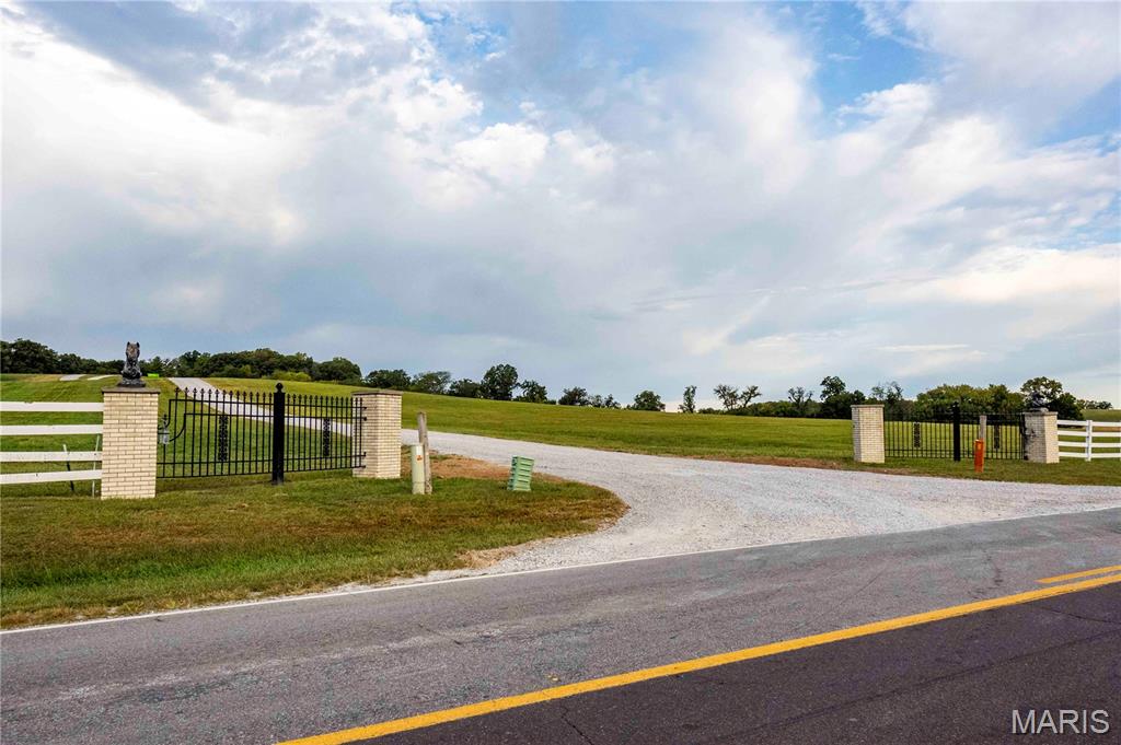 21772 Highway D Property Photo 15