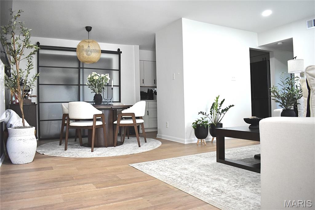 10003 Sakura Drive D Property Photo 3