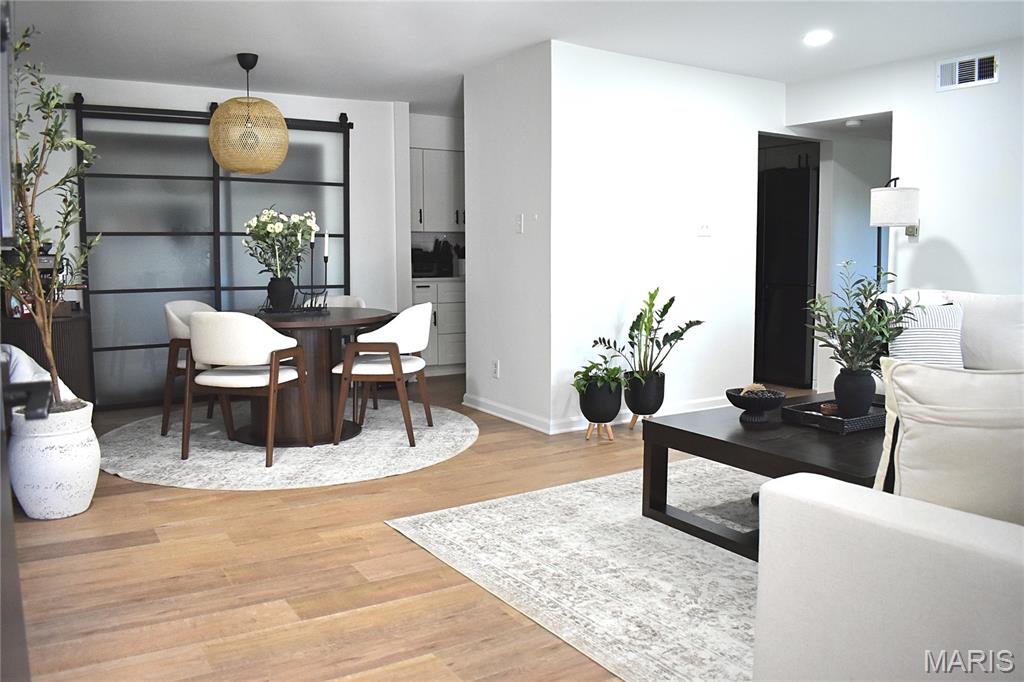 10003 Sakura Drive D Property Photo 10