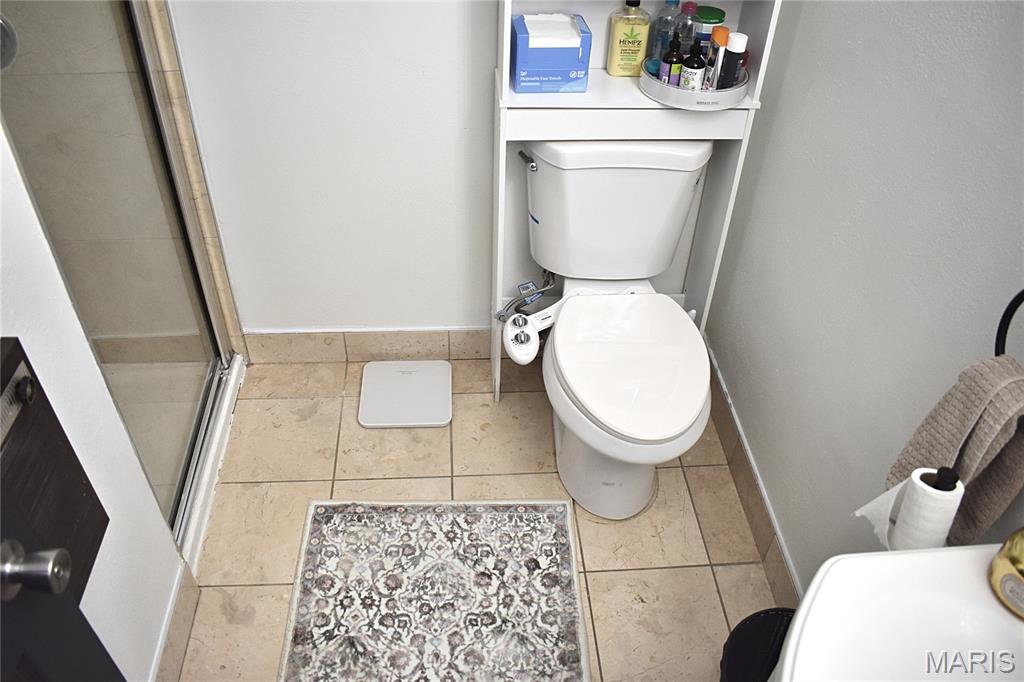 10003 Sakura Drive D Property Photo 21