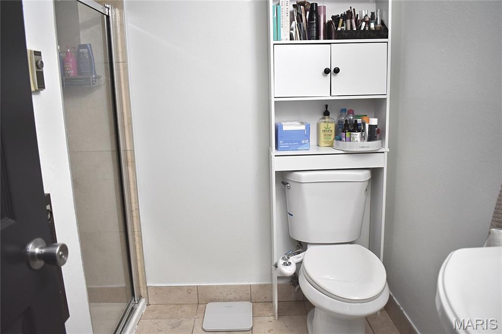 10003 Sakura Drive D Property Photo 22