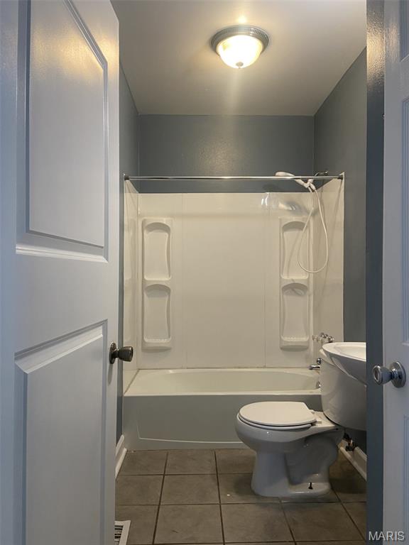 225 E Arlee Avenue Property Photo 7