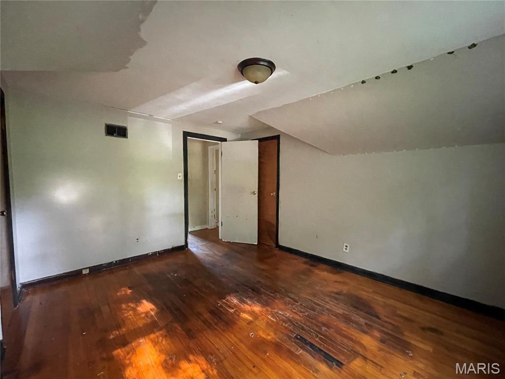 3523 Elmhurst Drive Property Photo 19