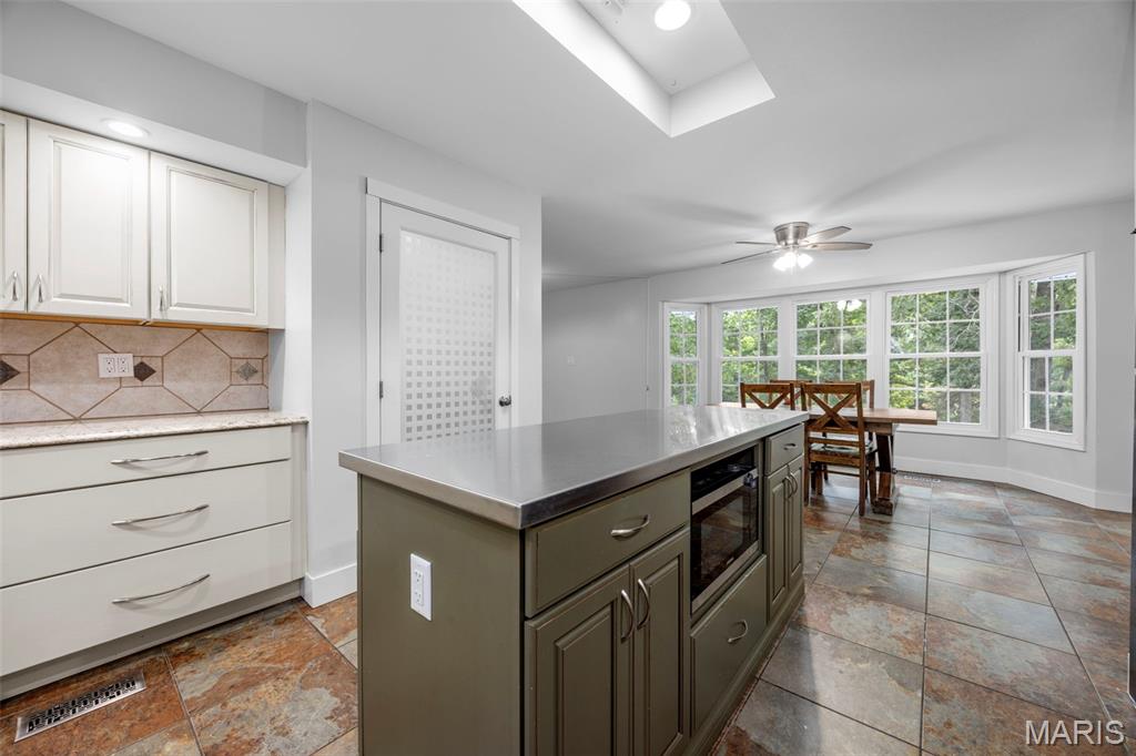 10 Briarwood Court Property Photo 23