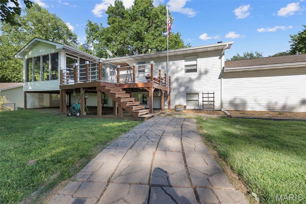 352 Rolling Hills Drive Property Photo 9