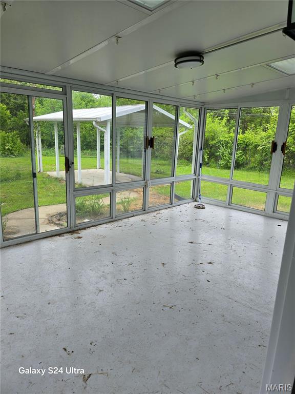 909 Saint Matthew Drive Property Photo 8