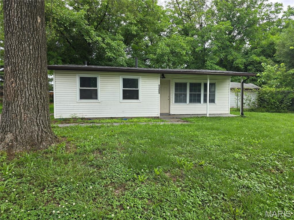 1301 Saint Zita Lane Property Photo 1