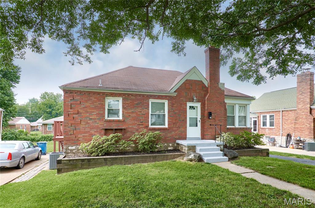 2146 Fairhaven Drive Property Photo 3