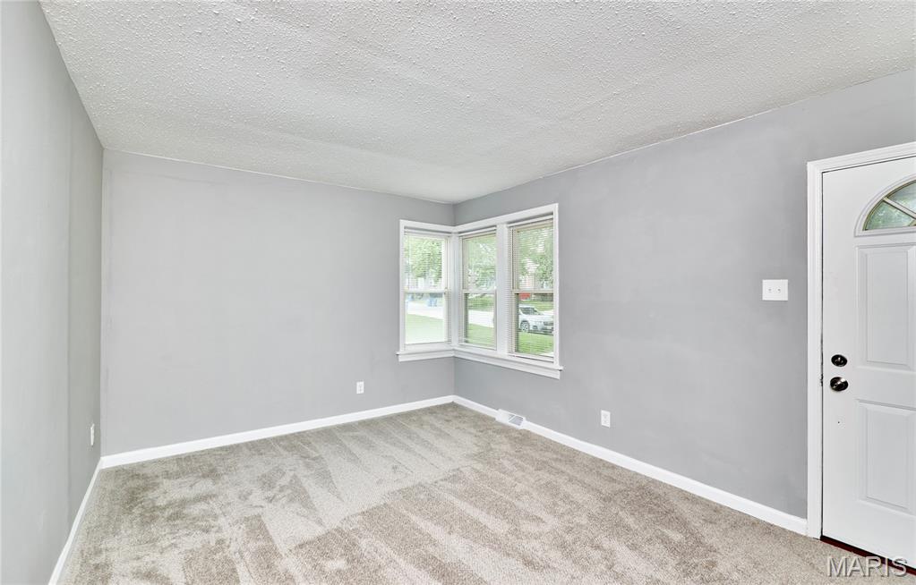 2146 Fairhaven Drive Property Photo 5