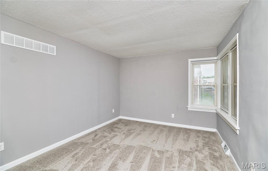 2146 Fairhaven Drive Property Photo 6