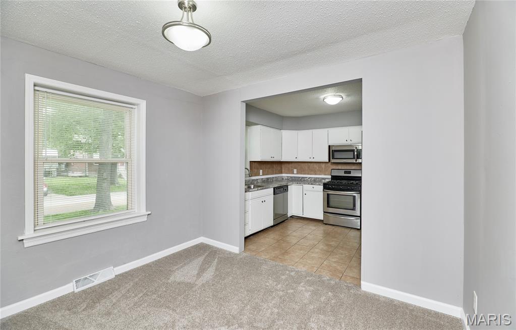 2146 Fairhaven Drive Property Photo 11