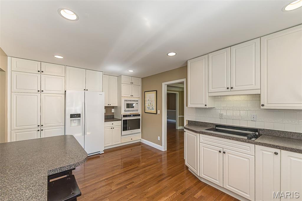 159 Spring Oaks Drive Property Photo 11