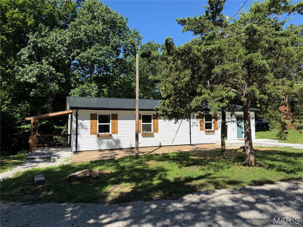 21700 Highway Y Property Photo 3