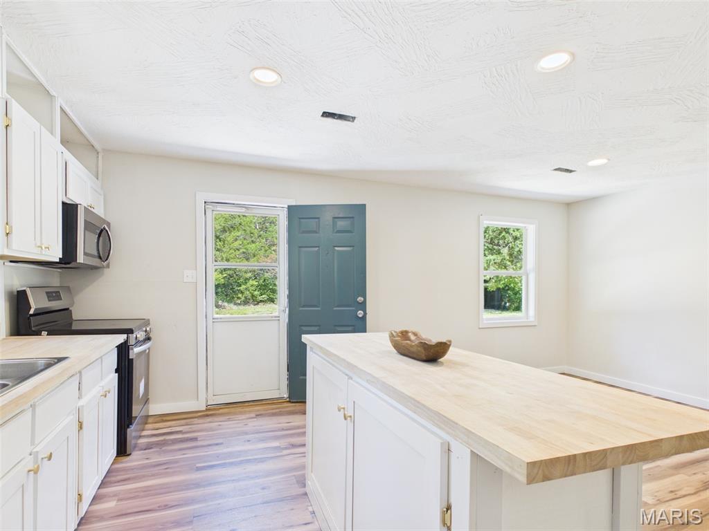 21700 Highway Y Property Photo 15