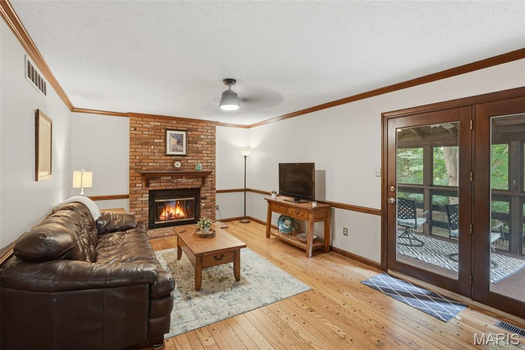 130 Holly Garden Drive Property Photo 4
