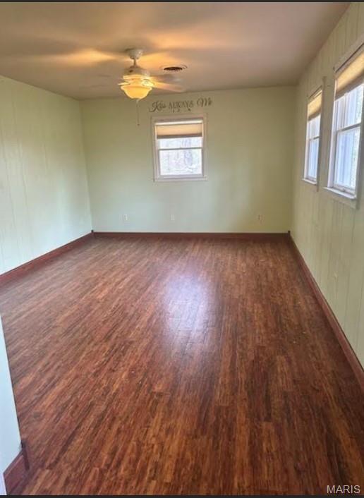 10465 Chalk Bluff Way Property Photo 3
