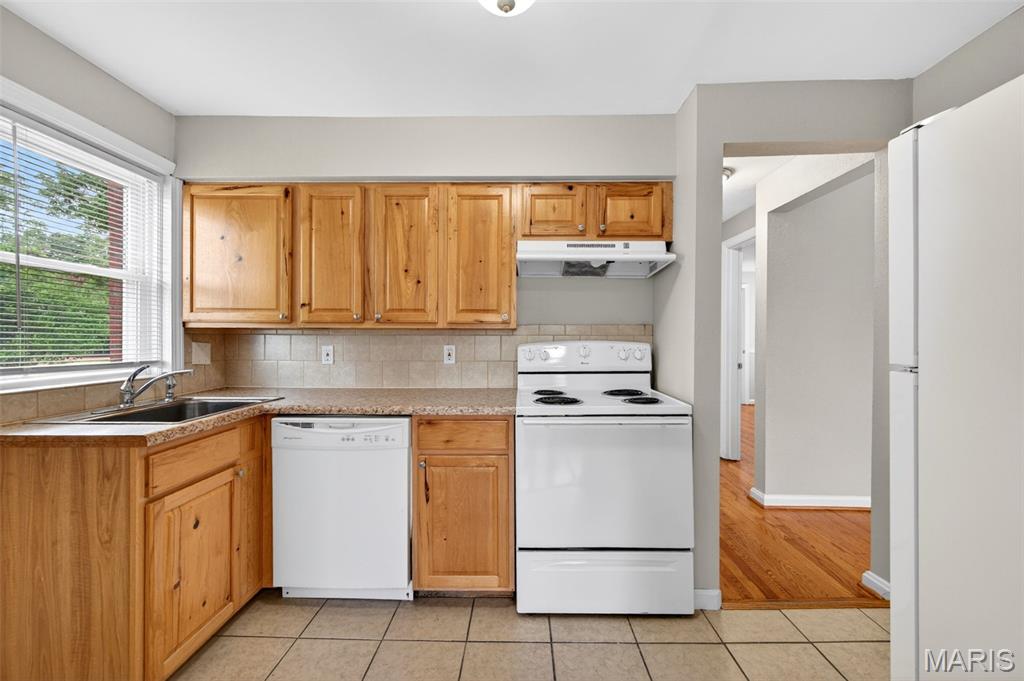 1127 Pembroke Drive Property Photo 7