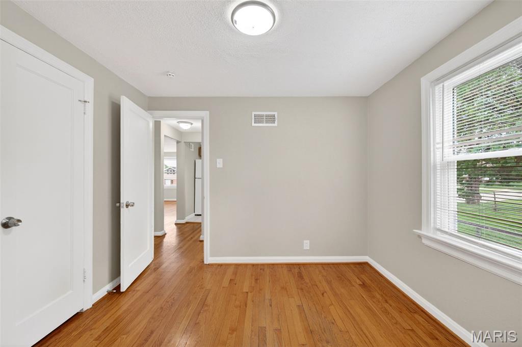 1127 Pembroke Drive Property Photo 21