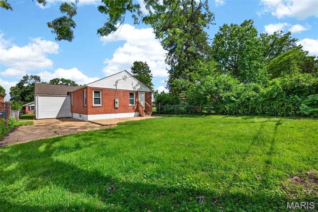 1127 Pembroke Drive Property Photo 28