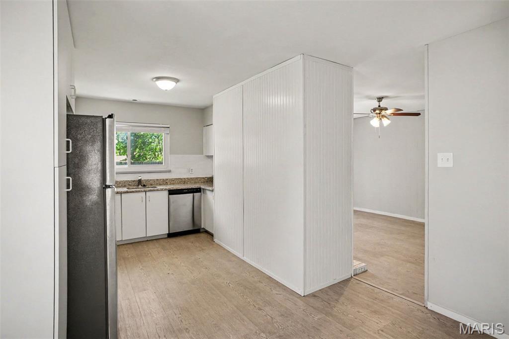 7430 Sir Lords Lane Property Photo 4