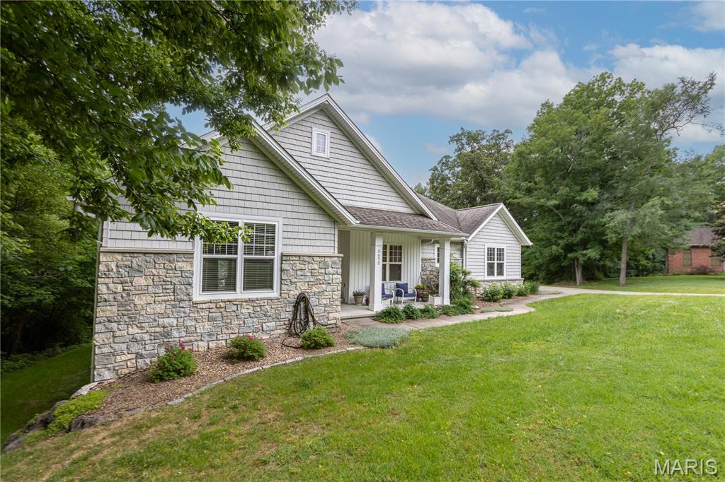 1672 Hermitage Road Property Photo 12