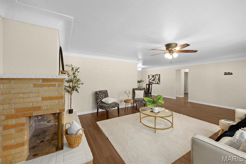 4205 S Park Drive Property Photo 8