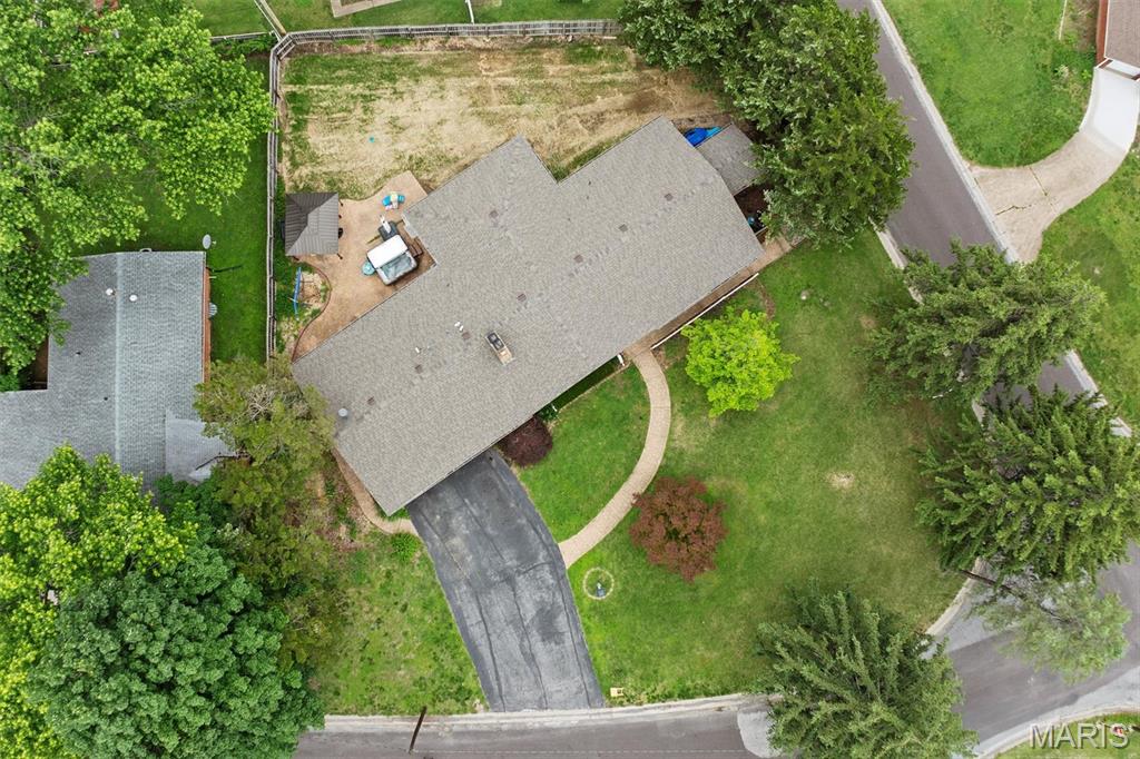 4205 S Park Drive Property Photo 39