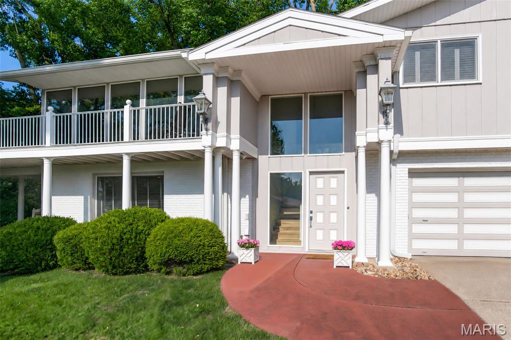 590 Watch Hill Road Property Photo 3