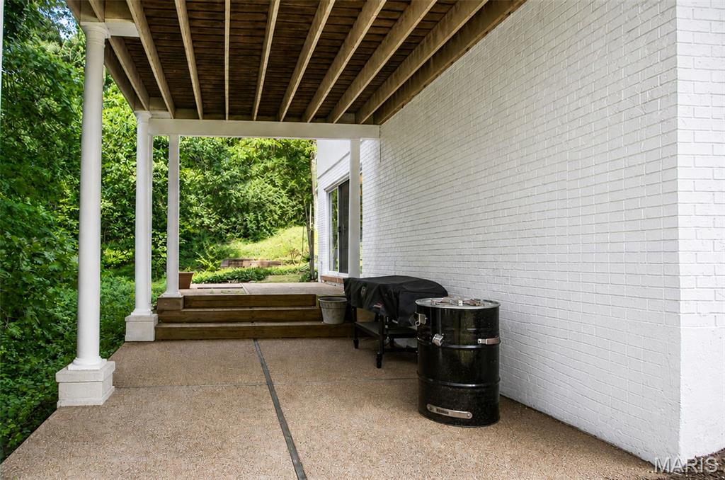 590 Watch Hill Road Property Photo 51