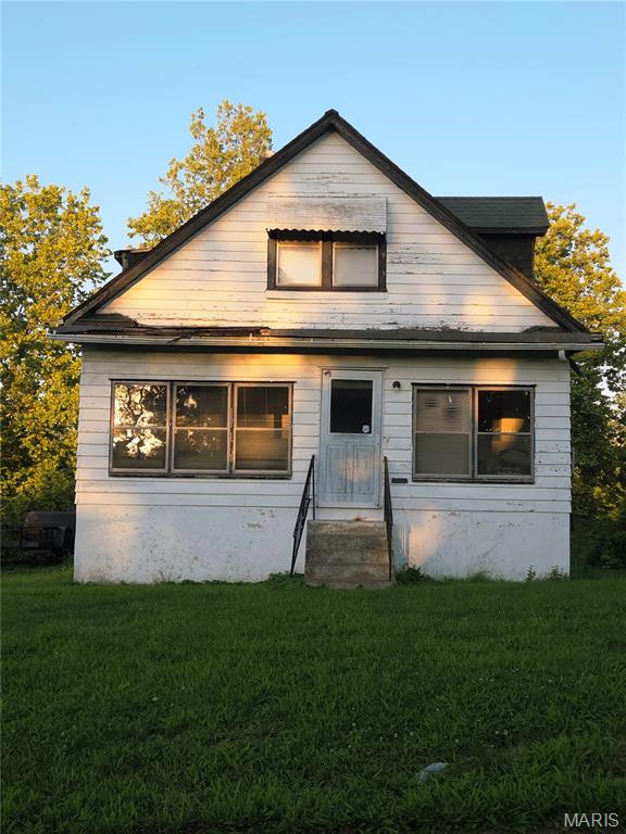 900 Ennis Avenue Property Photo 1
