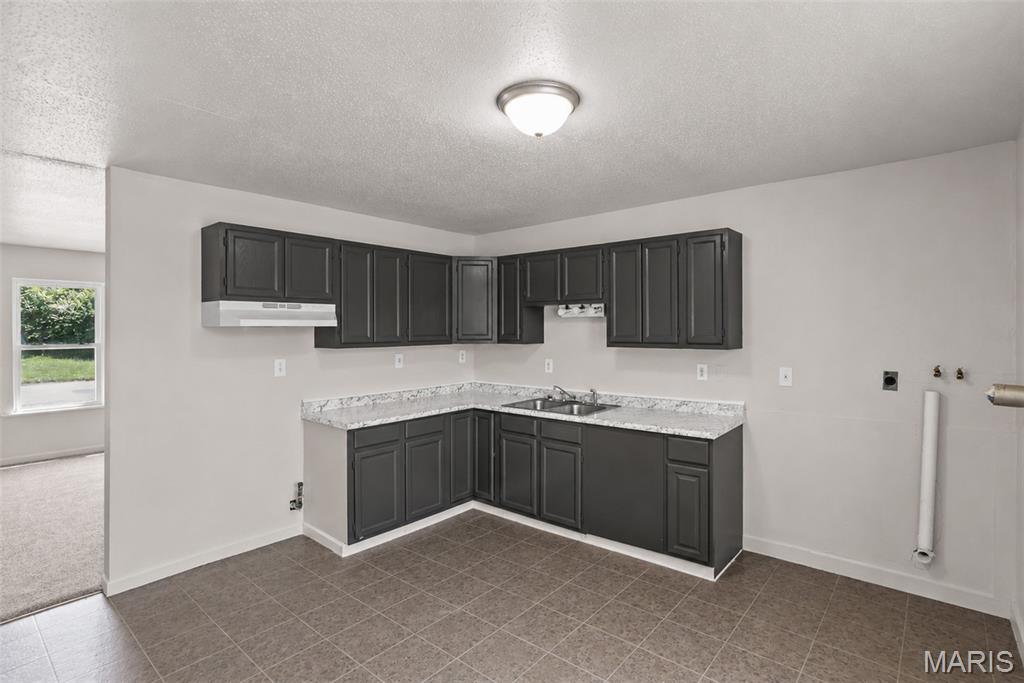47 Saint Henry Drive Property Photo 12