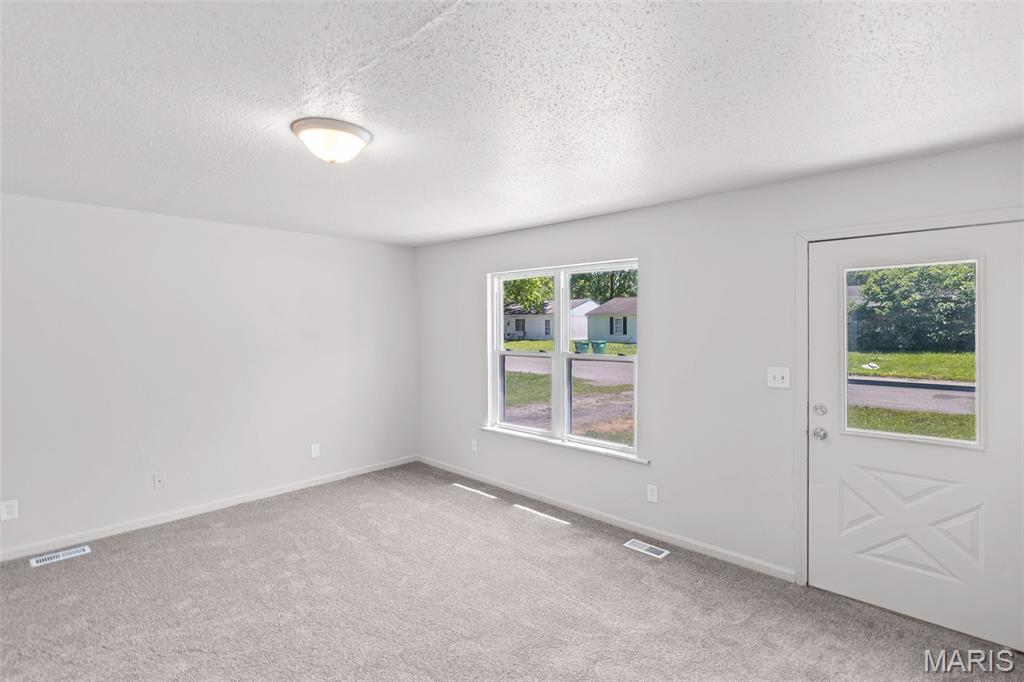 47 Saint Henry Drive Property Photo 14