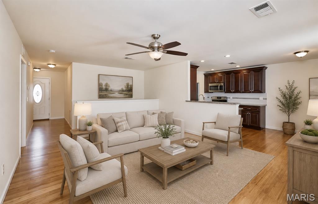 70 Round Table Court Property Photo 3