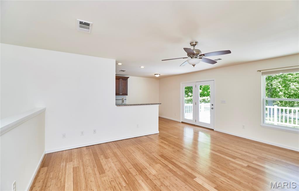 70 Round Table Court Property Photo 4
