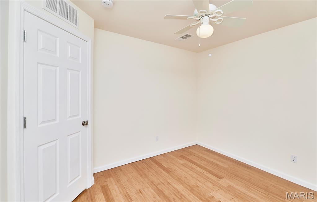 70 Round Table Court Property Photo 14
