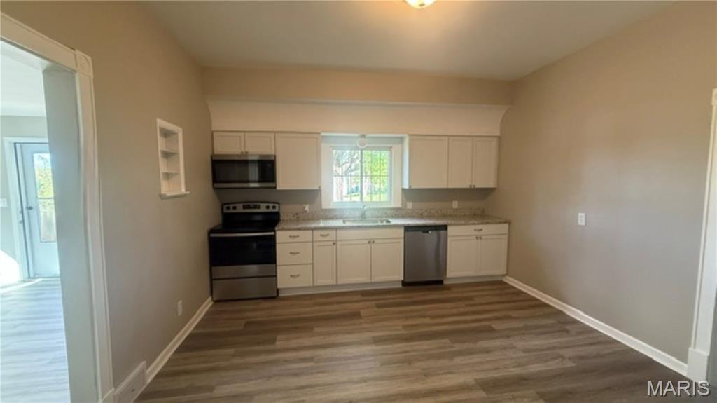 5336 Morse Avenue Property Photo 11