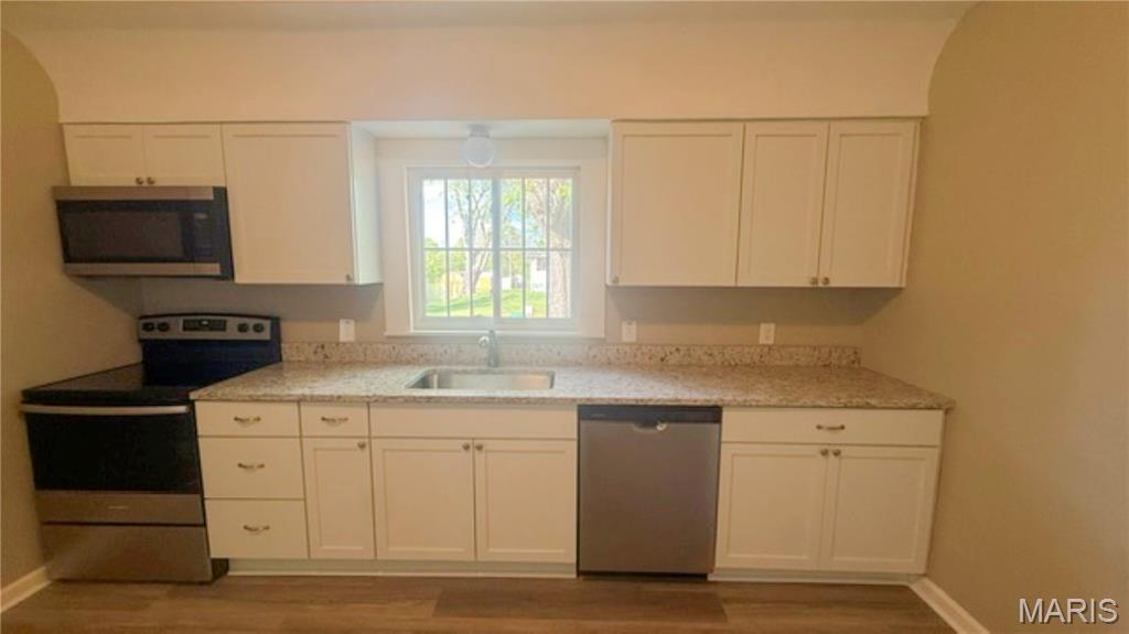5336 Morse Avenue Property Photo 12