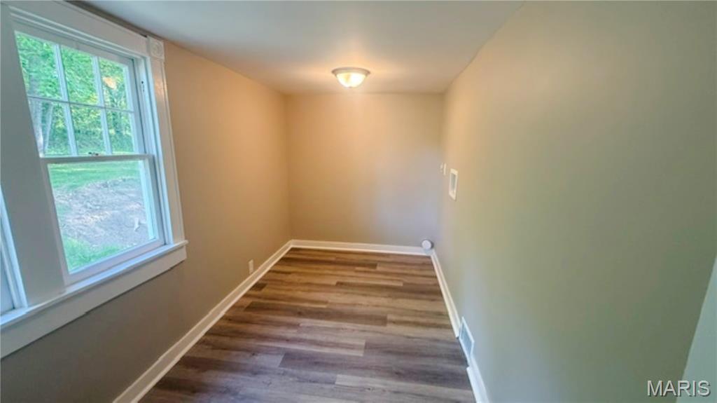 5336 Morse Avenue Property Photo 13