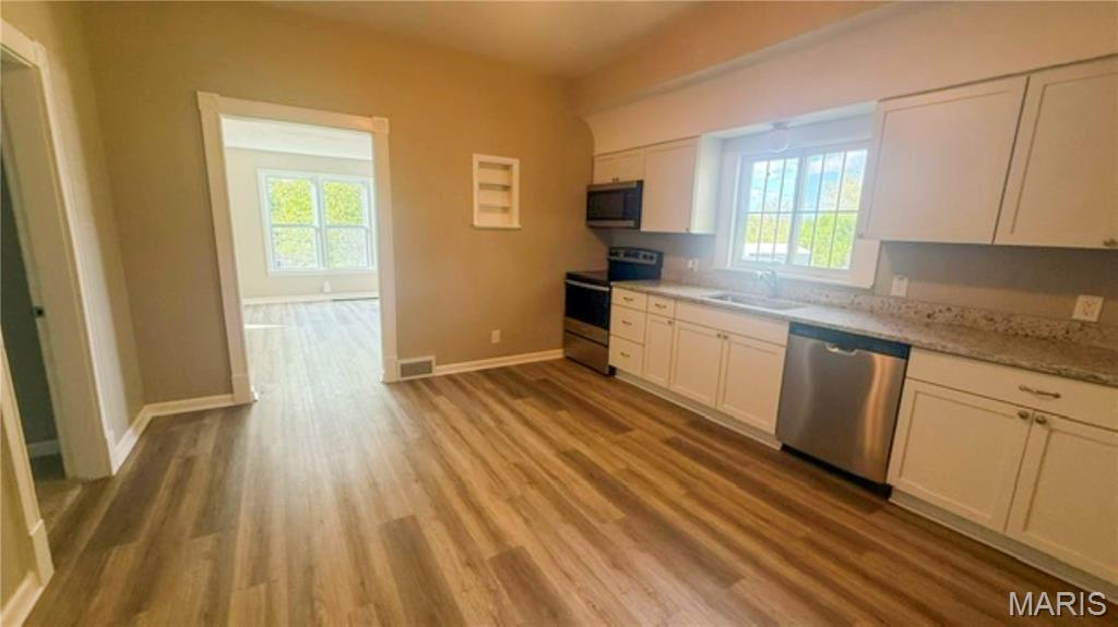 5336 Morse Avenue Property Photo 20