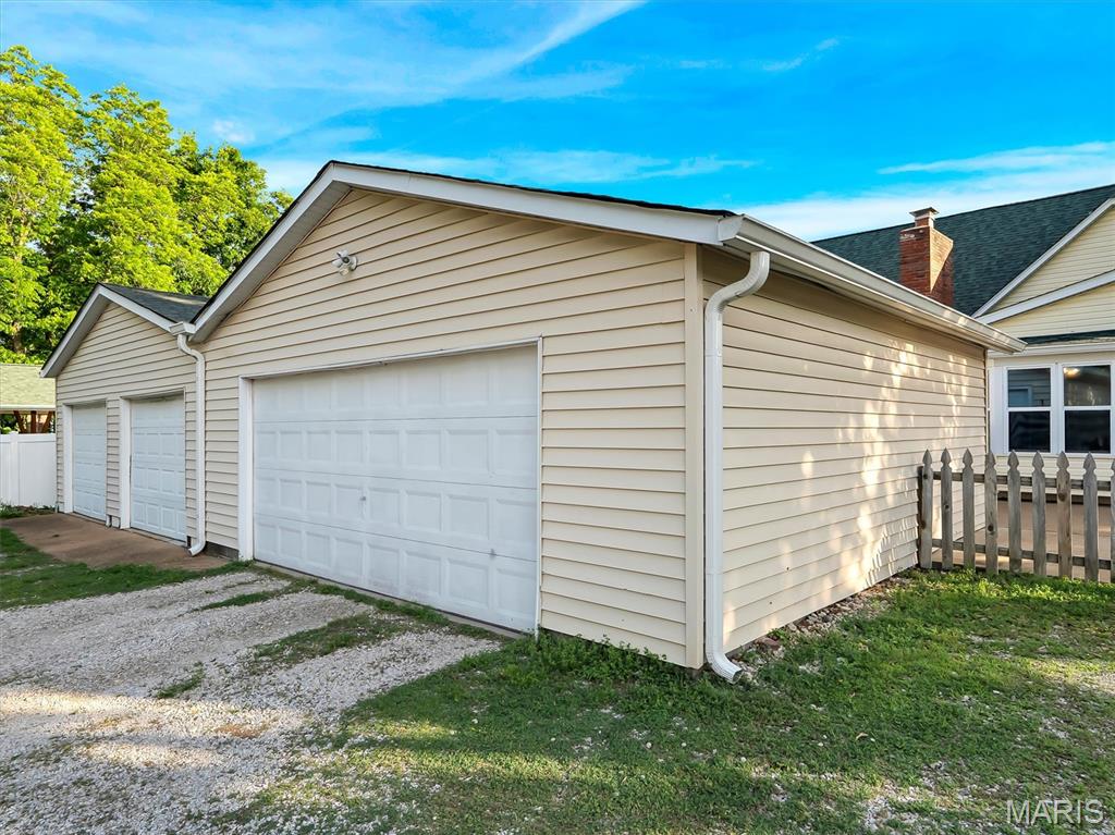 104 W North Street Property Photo 48
