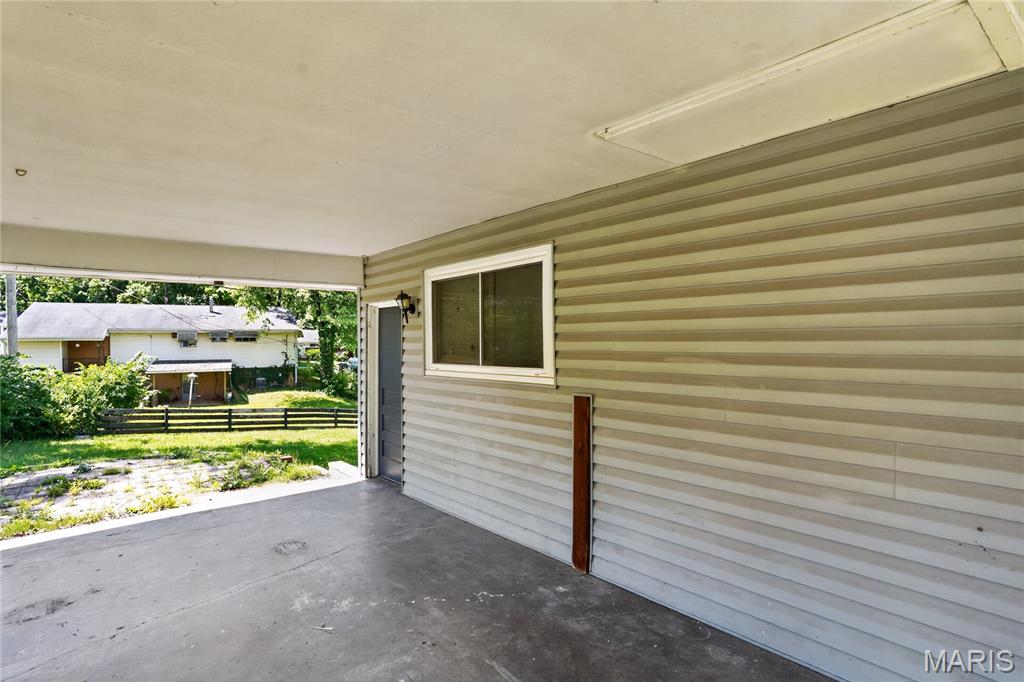 7748 Paddington Drive Property Photo 4