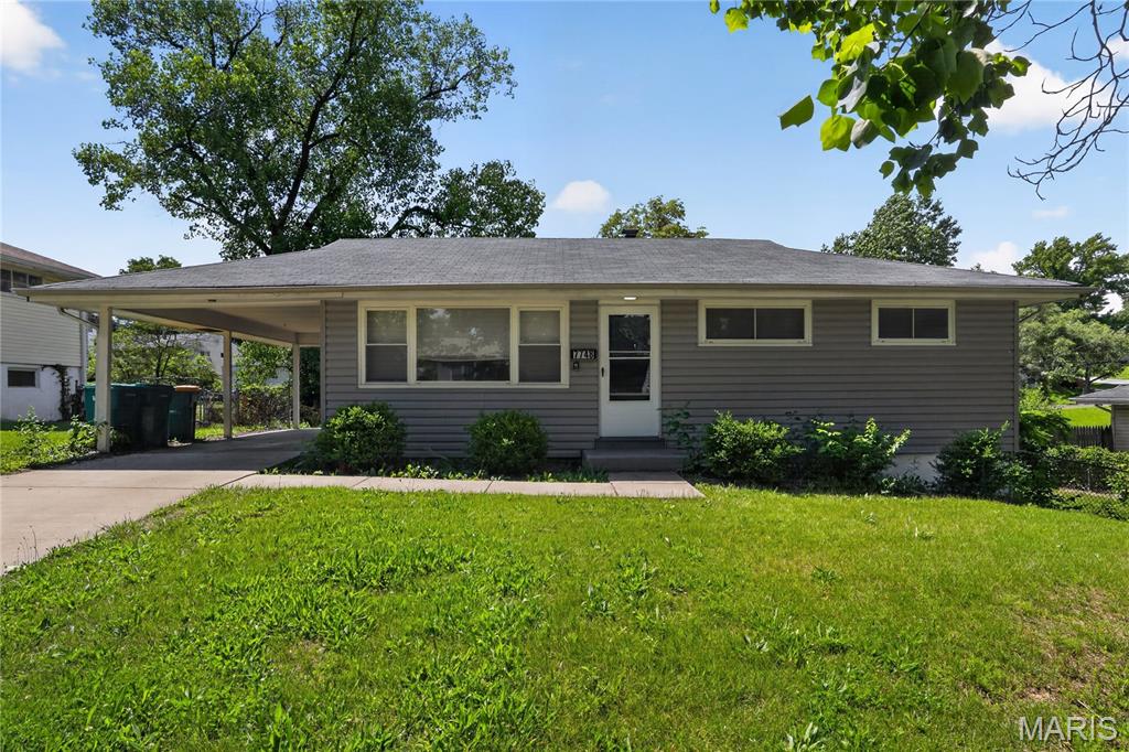 7748 Paddington Drive Property Photo 7