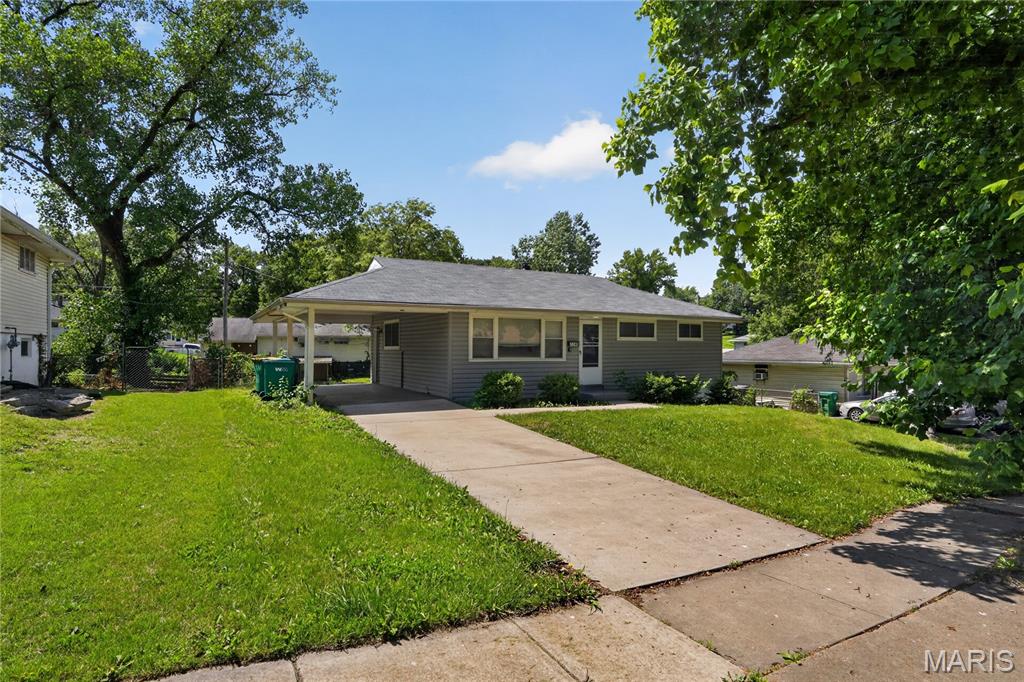 7748 Paddington Drive Property Photo 9