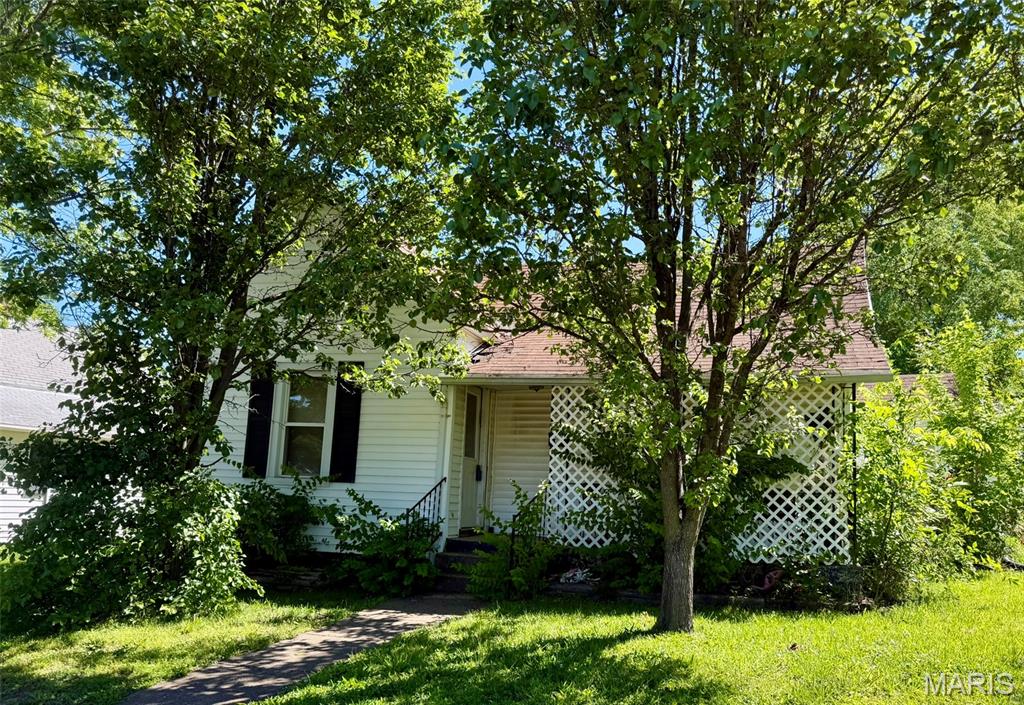 412 Monroe Street Property Photo 1